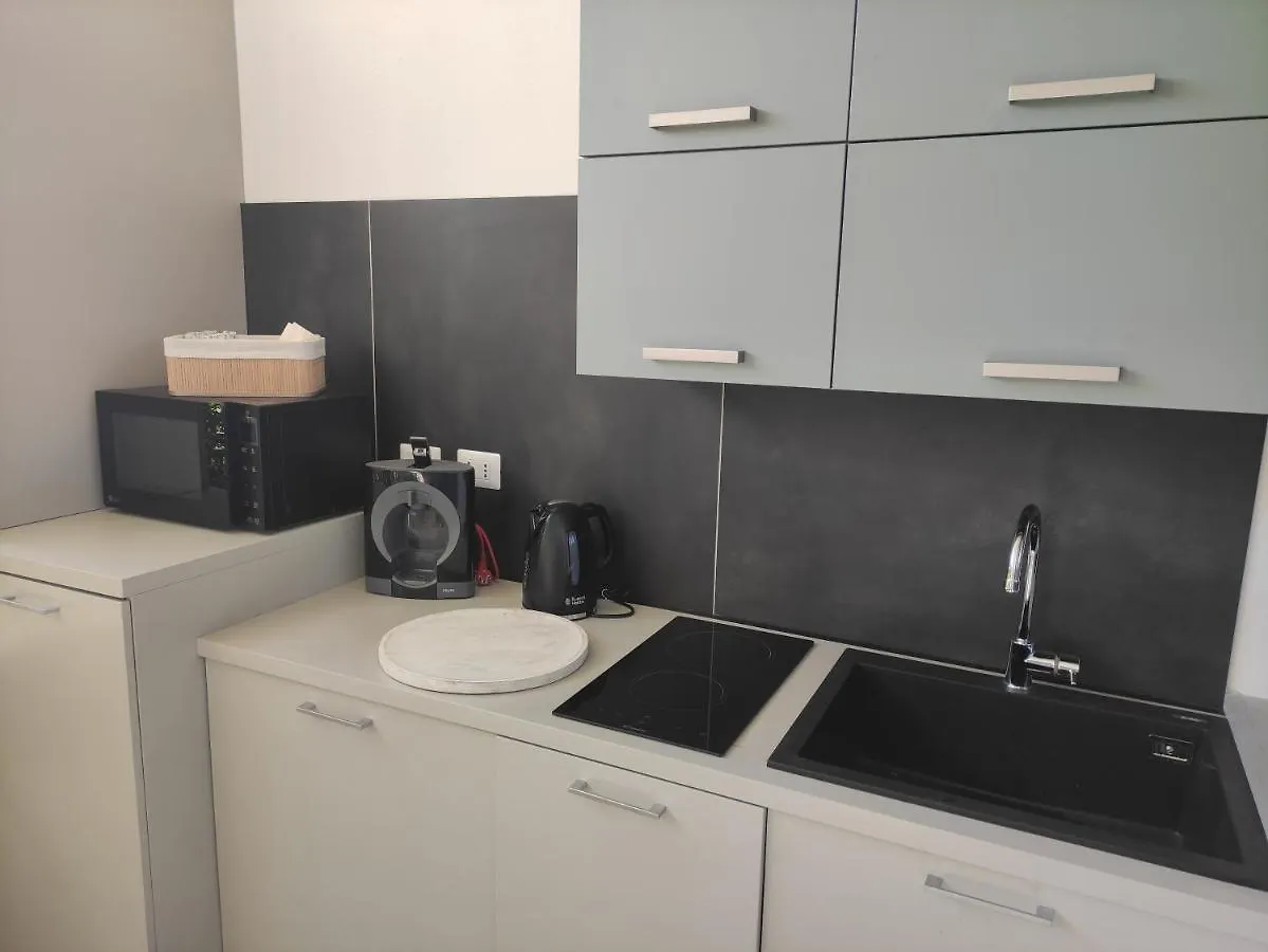 Live Home Rooms Villasimius 0*,  Italia