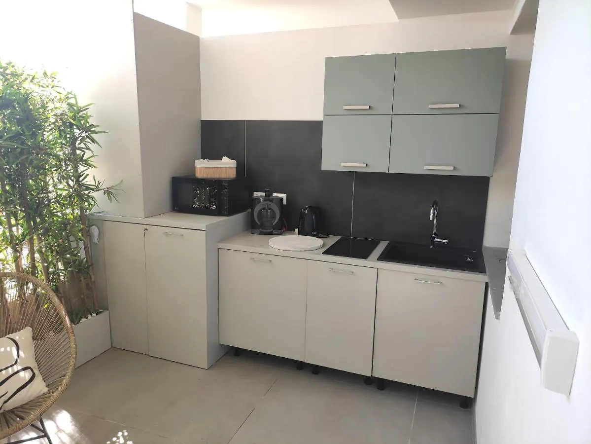 Gasthof Live Home Rooms Villasimius Italien